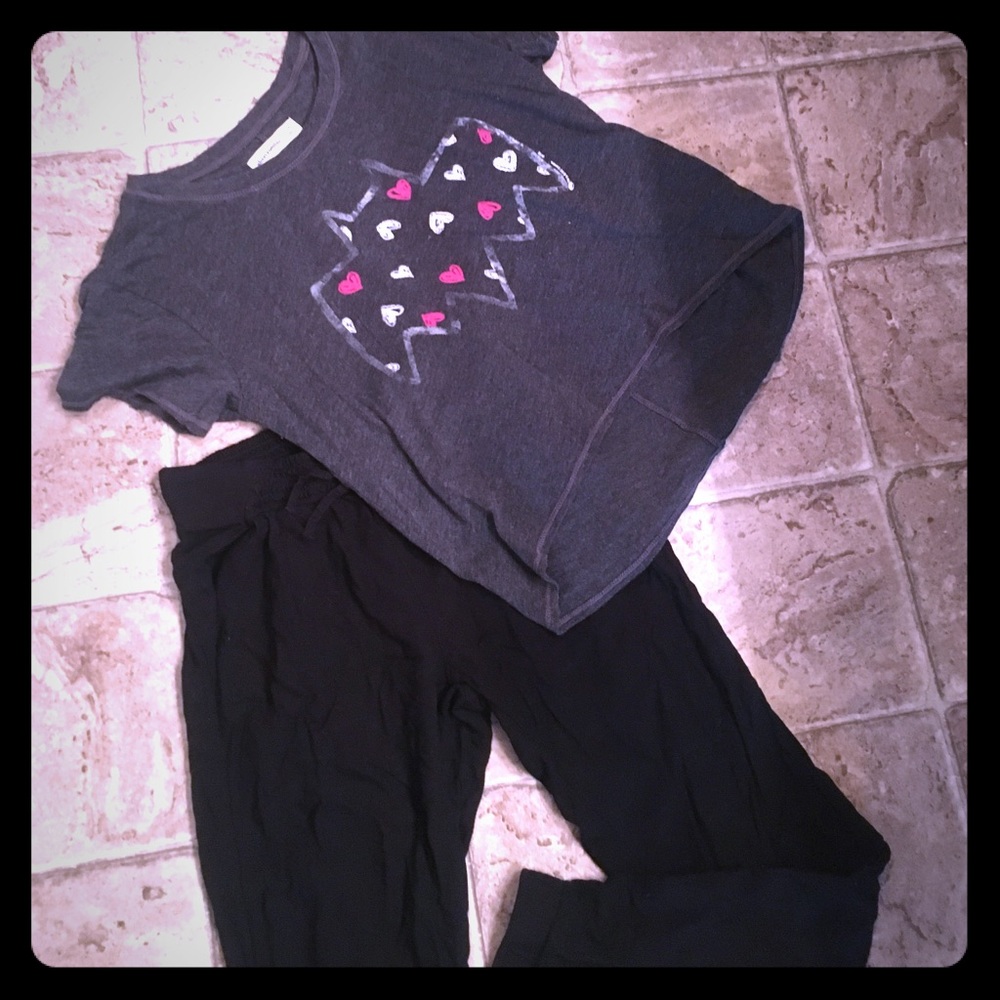 NWOT. Abercrombie kids linen pants 👖 and t-shirt.